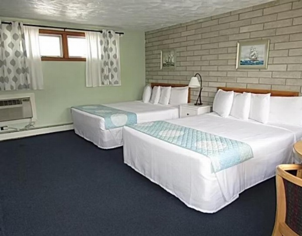 Blue Sea Motor Inn image 18